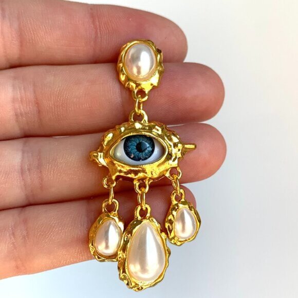 NEW ~ Free People Protective Eye Pearl Dangle Gold Earrings - Picture 9 of 10